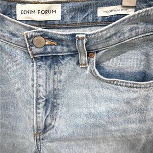 Aritzia Denim Forum "The City Slim" High-Rise Shorts - Light Wash